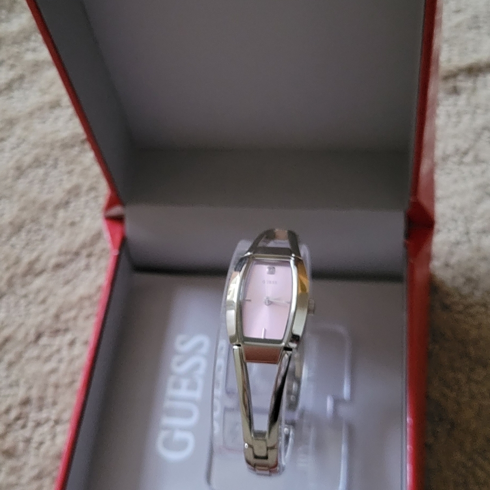 Guess woman watch